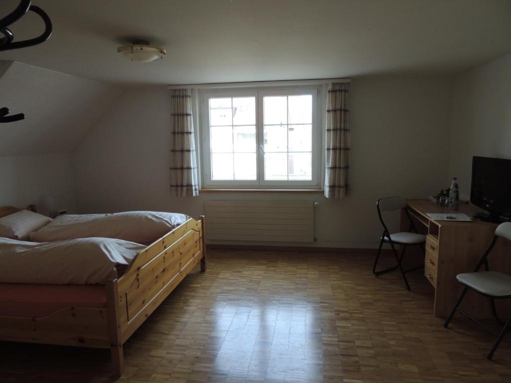 Gasthof Krone Wolfhalden Bilik gambar