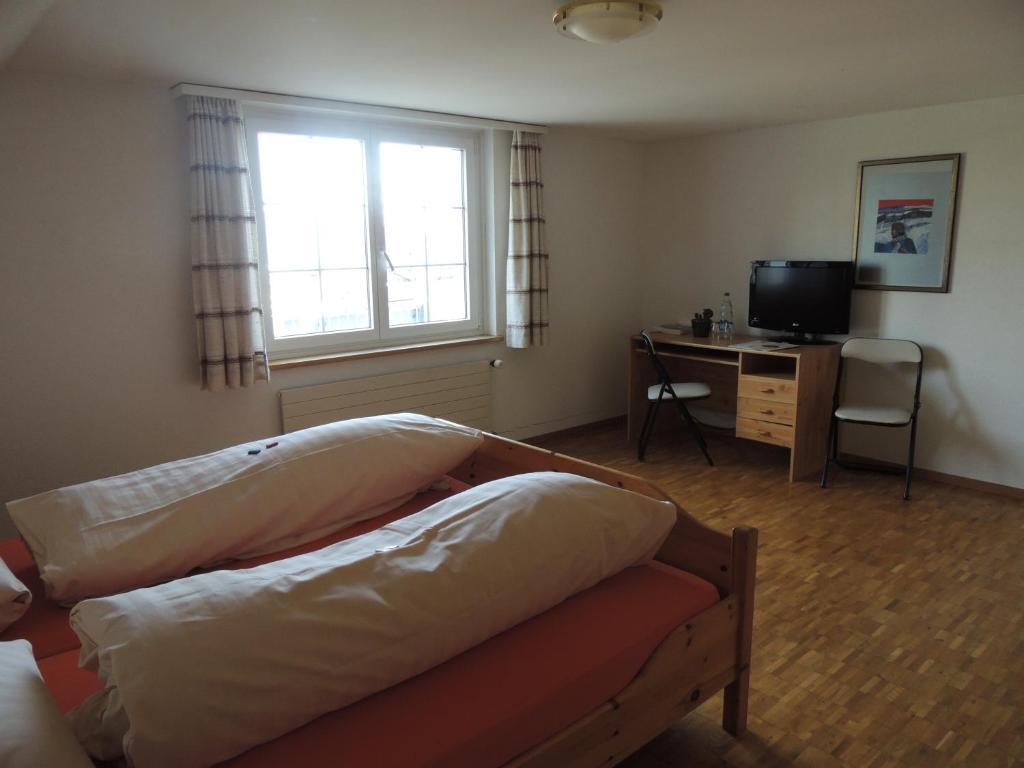 Gasthof Krone Wolfhalden Bilik gambar